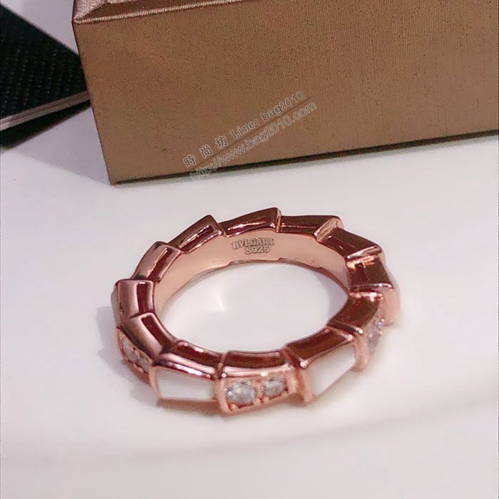 Bvlgari飾品 寶格麗全新Serpenti Viper戒指系列白貝母男女戒指  zgbq3229